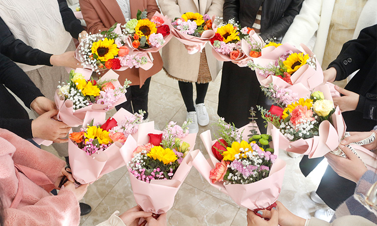 愛在三八節(jié)，情暖半邊天——濟(jì)南賽成為女員工送上節(jié)日祝福